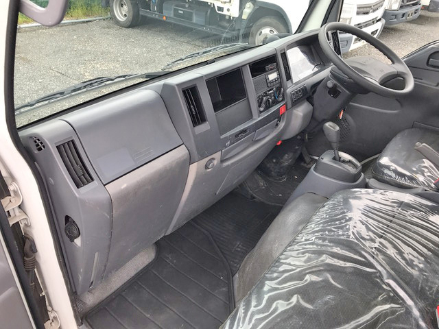 いすゞエルフ平ボディ小型（2t・3t）[写真26]