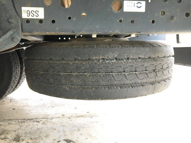 いすゞエルフ平ボディ小型（2t・3t）[写真21]