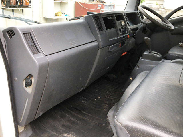 いすゞエルフ平ボディ小型（2t・3t）[写真30]