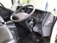 いすゞエルフ平ボディ小型（2t・3t）[写真31]