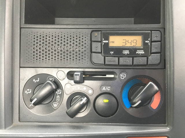 いすゞエルフ平ボディ小型（2t・3t）[写真34]