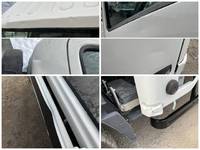 いすゞエルフ平ボディ小型（2t・3t）[写真38]