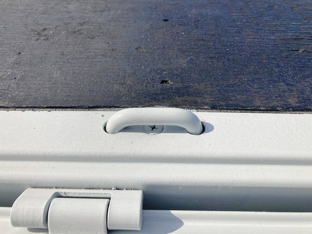 三菱ふそうキャンター平ボディ小型（2t・3t）[写真13]