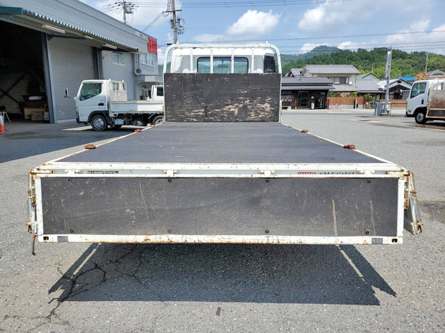日野デュトロ平ボディ小型（2t・3t）[写真10]