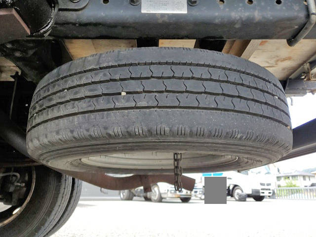 三菱ふそうキャンター平ボディ小型（2t・3t）[写真19]