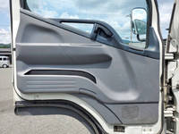 三菱ふそうキャンター平ボディ小型（2t・3t）[写真26]