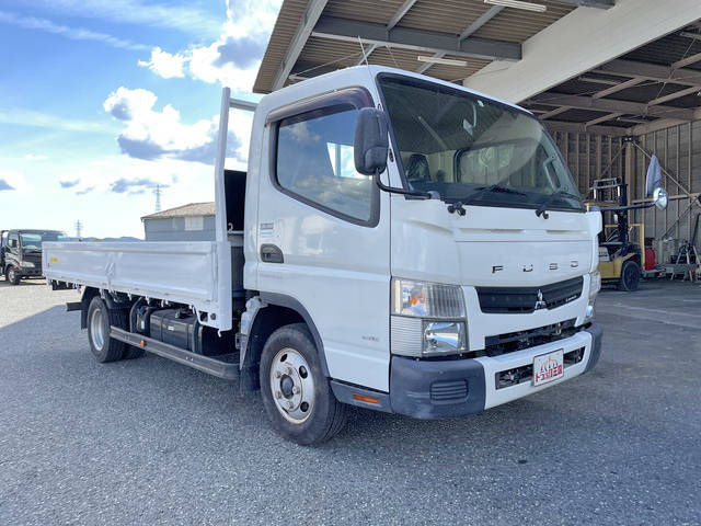 三菱ふそうキャンター平ボディ小型（2t・3t）[写真03]