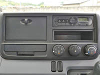 三菱ふそうキャンター平ボディ小型（2t・3t）[写真34]