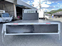 三菱ふそうキャンター平ボディ小型（2t・3t）[写真09]