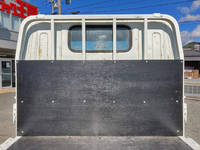 三菱ふそうキャンター平ボディ小型（2t・3t）[写真13]