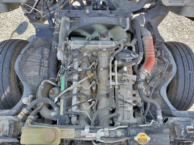 三菱ふそうキャンター平ボディ小型（2t・3t）[写真24]