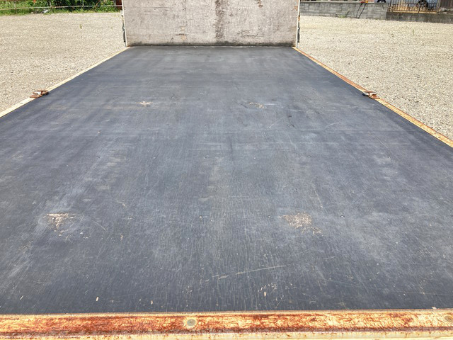 いすゞエルフ平ボディ小型（2t・3t）[写真11]