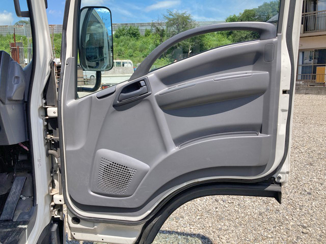 いすゞエルフ平ボディ小型（2t・3t）[写真26]