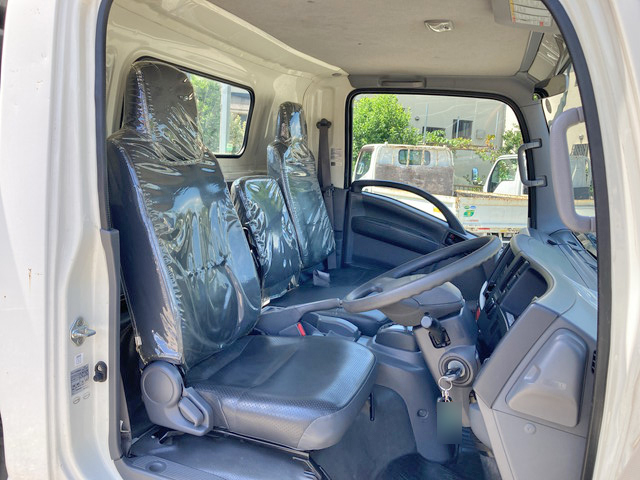 いすゞエルフ平ボディ小型（2t・3t）[写真30]