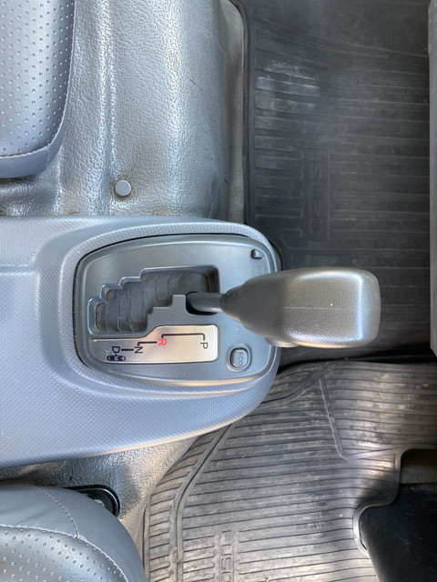 いすゞエルフ平ボディ小型（2t・3t）[写真36]