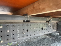 三菱ふそうキャンター平ボディ小型（2t・3t）[写真17]