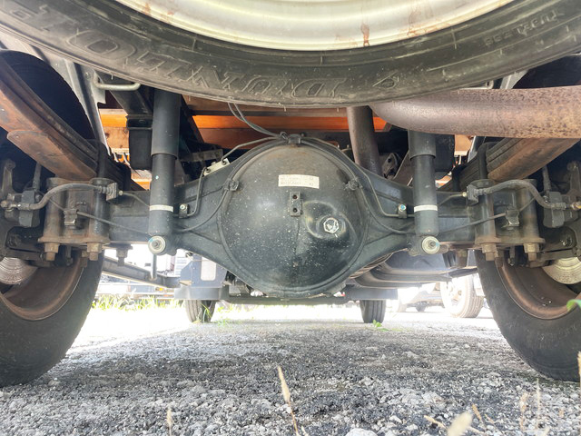 三菱ふそうキャンター平ボディ小型（2t・3t）[写真20]