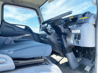 三菱ふそうキャンター平ボディ小型（2t・3t）[写真25]