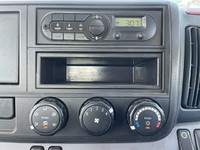 三菱ふそうキャンター平ボディ小型（2t・3t）[写真30]