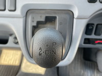 三菱ふそうキャンター平ボディ小型（2t・3t）[写真32]