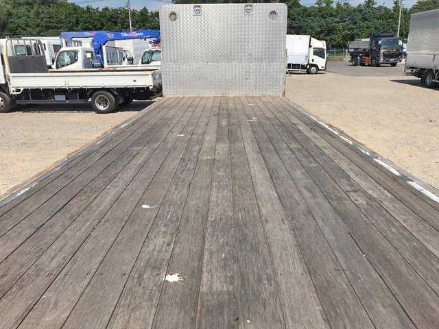 三菱ふそうファイターアルミブロック中型（4t）[写真11]