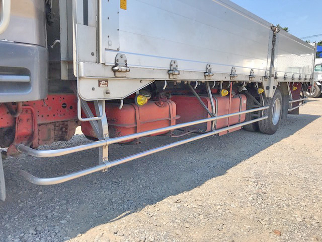 三菱ふそうファイターアルミブロック中型（4t）[写真15]