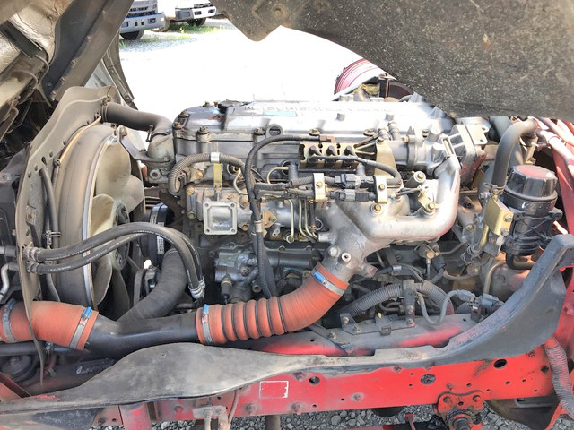 三菱ふそうファイターアルミブロック中型（4t）[写真23]