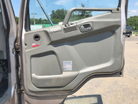 三菱ふそうファイターアルミブロック中型（4t）[写真26]