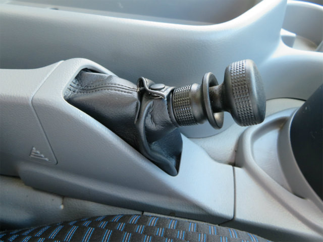 日野デュトロアルミバン小型（2t・3t）[写真21]