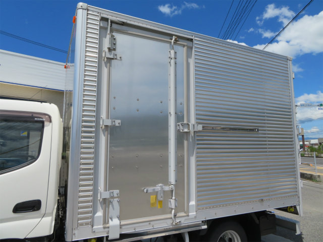日野デュトロアルミバン小型（2t・3t）[写真28]