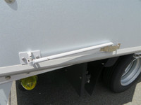 日野デュトロアルミバン小型（2t・3t）[写真32]