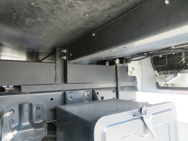 日野デュトロアルミバン小型（2t・3t）[写真37]