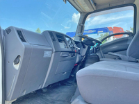 いすゞエルフ冷凍車（冷蔵車）小型（2t・3t）[写真30]