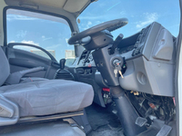 いすゞエルフ冷凍車（冷蔵車）小型（2t・3t）[写真34]