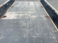 いすゞエルフ平ボディ小型（2t・3t）[写真10]