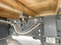 いすゞエルフ平ボディ小型（2t・3t）[写真17]