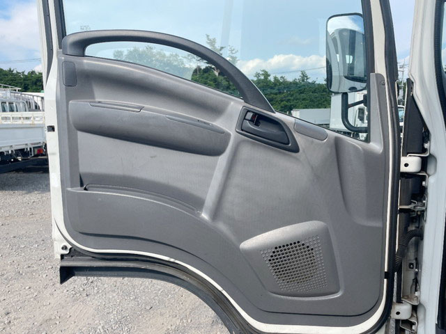 いすゞエルフ平ボディ小型（2t・3t）[写真24]