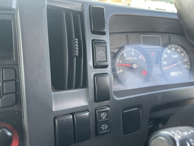 いすゞエルフ平ボディ小型（2t・3t）[写真31]