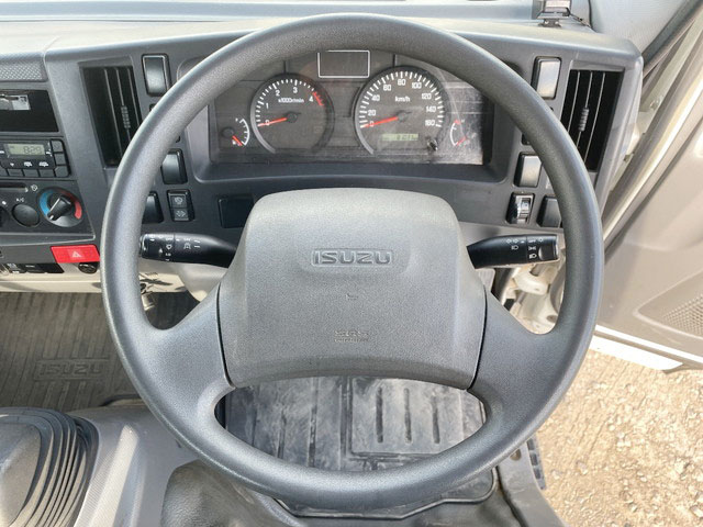 いすゞエルフ平ボディ小型（2t・3t）[写真34]