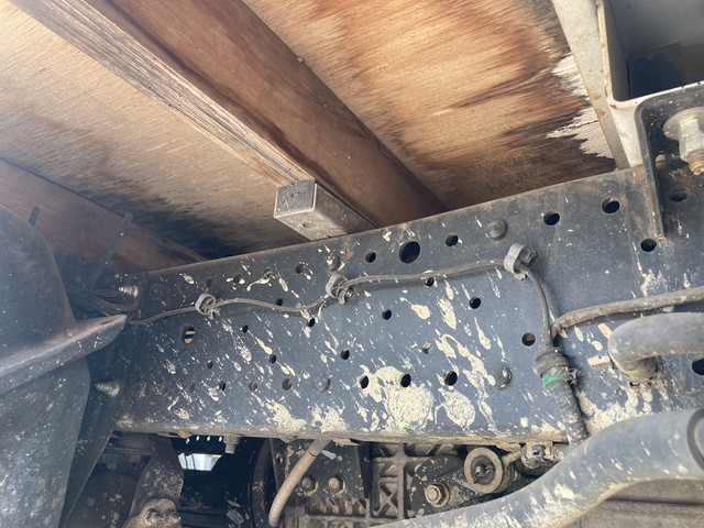 いすゞエルフ平ボディ小型（2t・3t）[写真19]