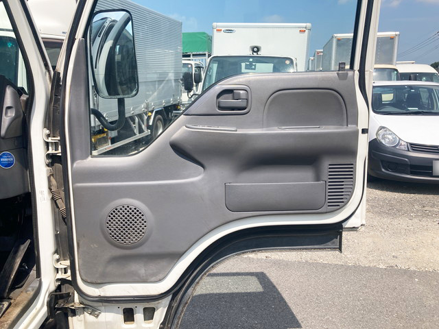 いすゞエルフ平ボディ小型（2t・3t）[写真26]