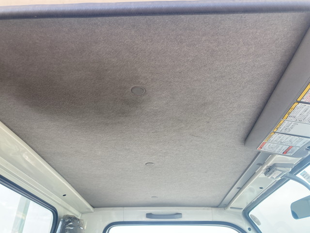 いすゞエルフ平ボディ小型（2t・3t）[写真32]