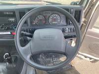 いすゞエルフ平ボディ小型（2t・3t）[写真33]