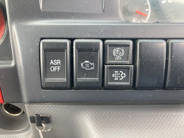 いすゞエルフ平ボディ小型（2t・3t）[写真37]