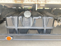 いすゞエルフ平ボディ小型（2t・3t）[写真16]