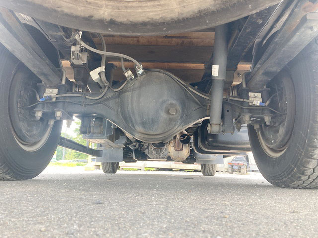 いすゞエルフ平ボディ小型（2t・3t）[写真19]