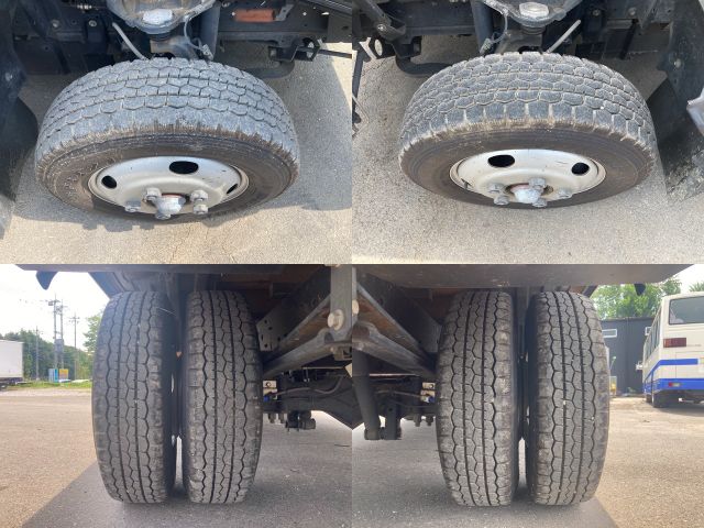 いすゞエルフ平ボディ小型（2t・3t）[写真20]