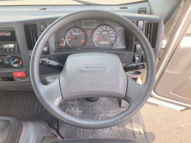 いすゞエルフ平ボディ小型（2t・3t）[写真34]