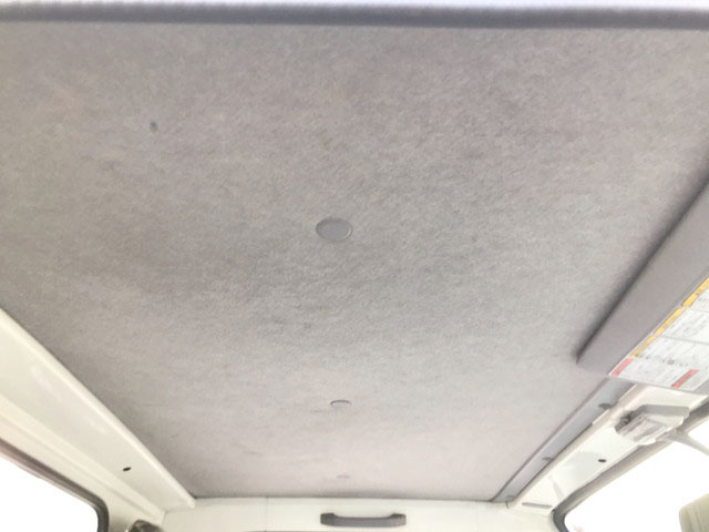 いすゞエルフ平ボディ小型（2t・3t）[写真29]