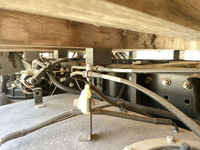 三菱ふそうキャンター平ボディ小型（2t・3t）[写真16]